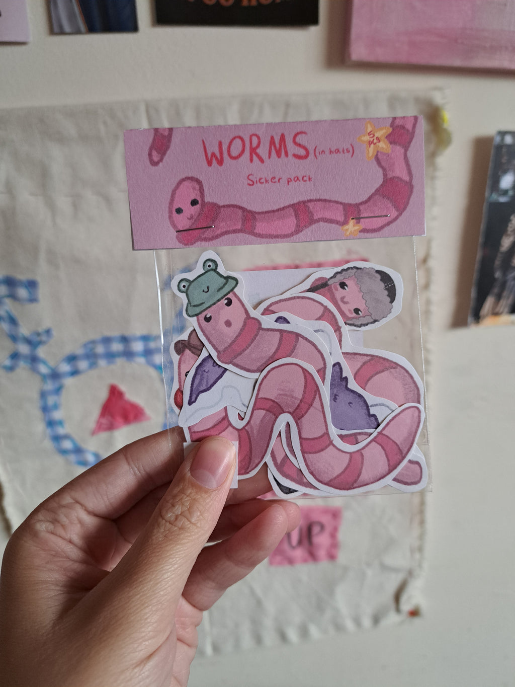 Worms in hats sticker pack